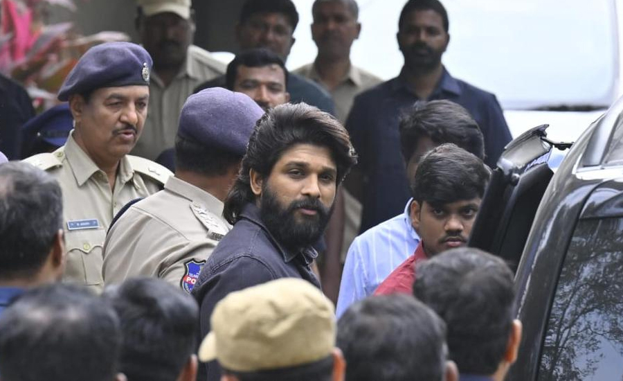 Police are taking statements from Allu Arjun, security is tight outside the house Police are taking statements from Allu Arjun, security is tight outside the house