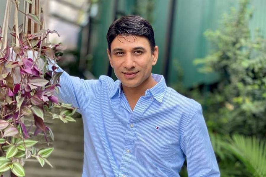Vivek Shrestha’s depression experience: I used to cry after looking at the mirror and leaving the doctor Vivek Shrestha’s depression experience: I used to cry after looking at the mirror and leaving the doctor