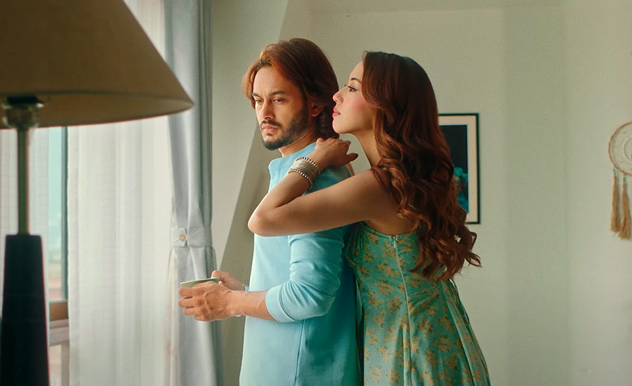 Actor’s song ‘Ke Bharosa Garam’ released, is Pradeep in a double role? Actor’s song ‘Ke Bharosa Garam’ released, is Pradeep in a double role?