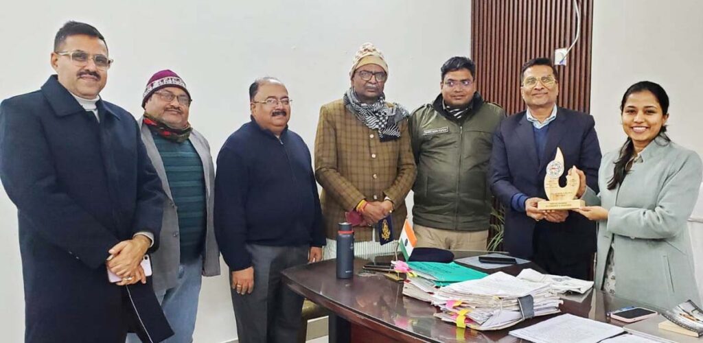 विमानस्थल र आकाशे पुल निर्माण गर्न वीउवासंघको आग्रह विमानस्थल र आकाशे पुल निर्माण गर्न वीउवासंघको आग्रह