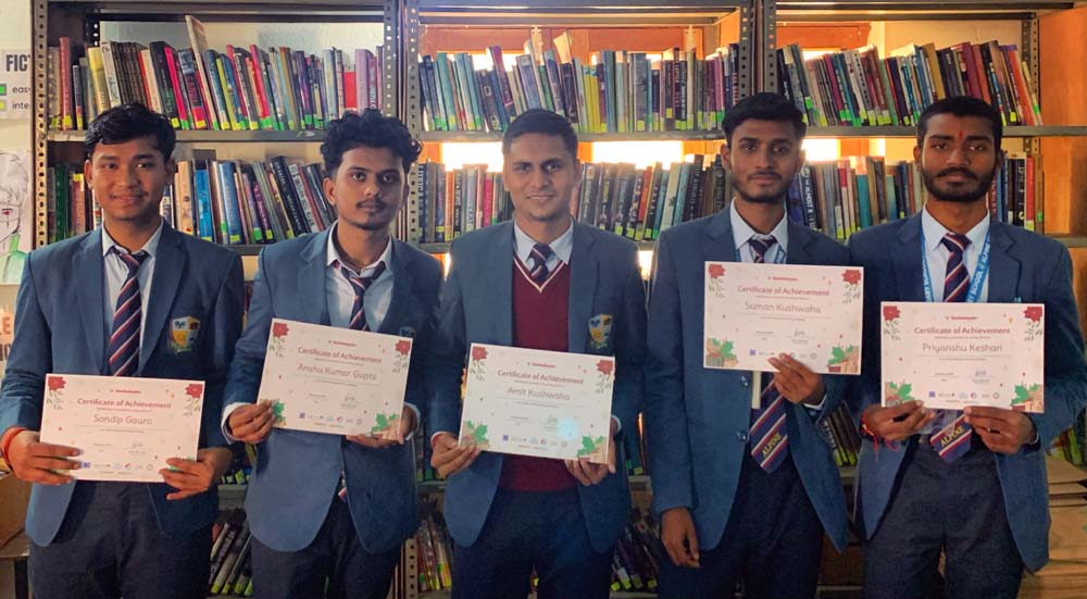कक्षा १२ को परीक्षामा अल्पाइन माविका अमित कुशवाहा जिल्ला टपर